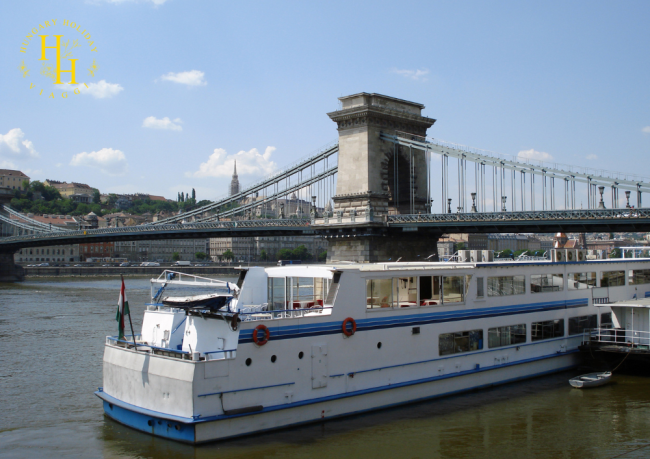 Tour in barca per visitare la città